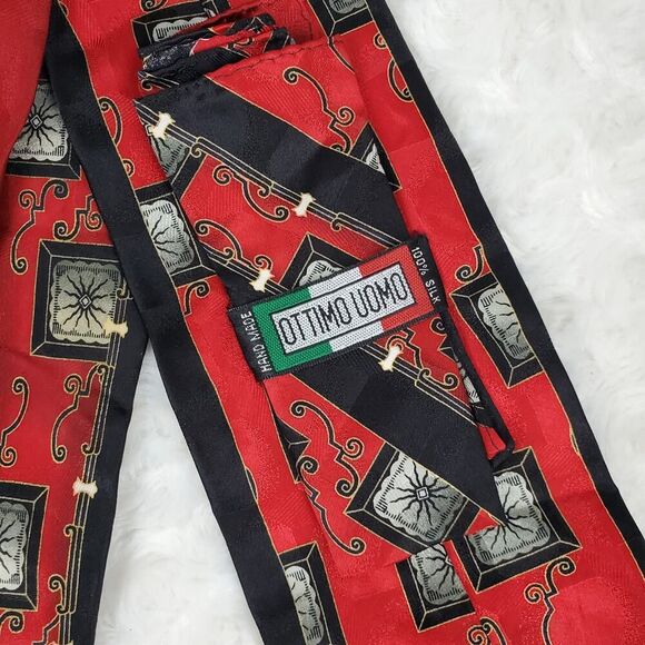 Ottimo Uomo Silk Tie & Pocket Square Set Red Print - Picture 3 of 9